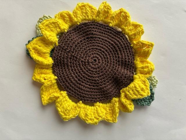 ハンドメイド 大きめ ポットマット ビタミンカラーのひまわり♪ < 女性ファッション  ハンドメイド 大きめ ポットマット ビタミンカラーのひまわり♪ < 女性ファッションの