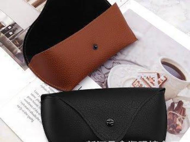 ዾP[X KlP[X y yʃTOXP[X Z~n[h uE  t@bV 