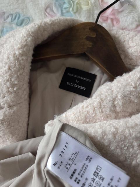 BODY DESSERT�R�[�g���A�C�{���[�ȃI�g�i�����v�[�h���R�[�g �� �����t�@�b�V������ 