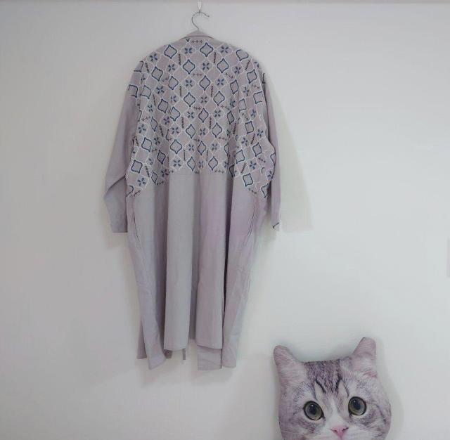 Emago 新品 リネン100% 刺繍が素敵な羽織り < 女性ファッション  Emago 新品 リネン100% 刺繍が素敵な羽織り < 女性ファッションの