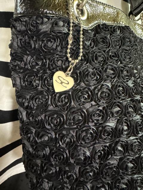 ӂ߂āT{Cg[gEi`r[eB[VcEOCXJ[g3_܂Ƃߔ聚1000~X^[g