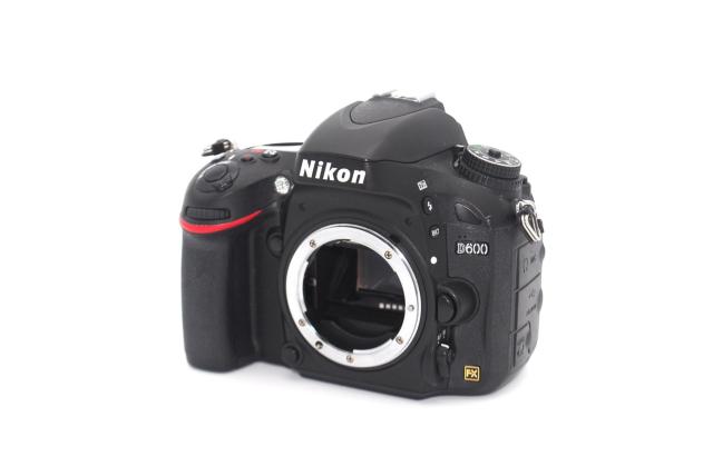 FXフォーマット、2400万画素の高画質♪Nikon D600 ボディ♪ < 家電/AV  FXフォーマット、2400万画素の高画質♪Nikon D600 ボディ♪ < 家電/AVの