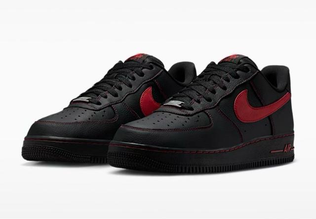 ��NIKE AIR FORCE 1 '07 LV8��  �� �u�����h�� 