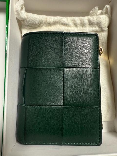 BOTTEGA VENETA �{�b�e�K�@��܂���z �� �u�����h�� 