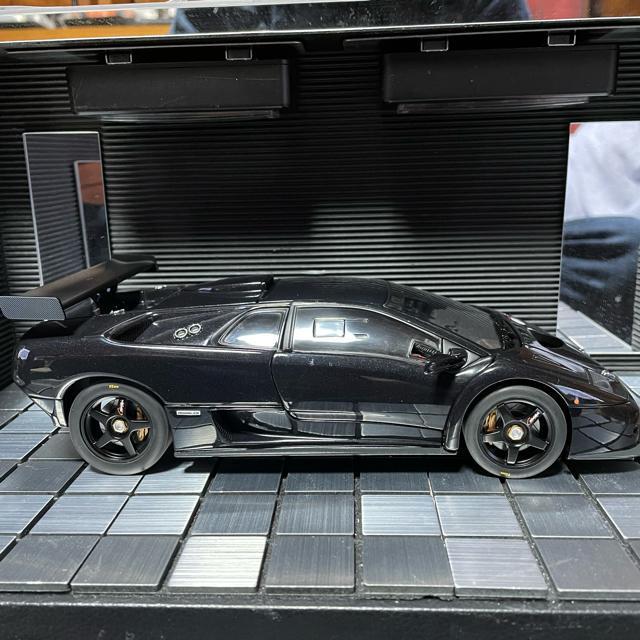 オートアート 1/18 ランボルギーニ ディアブロ ブラック < ホビー  オートアート 1/18 ランボルギーニ ディアブロ ブラック < ホビーの
