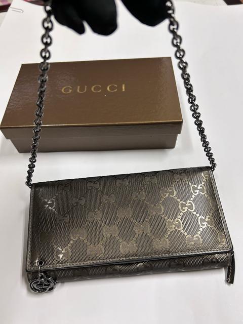 グッチ、二つ折長財布、チェーンチャーム < ブランド  グッチ、二つ折長財布、チェーンチャーム < ブランドの