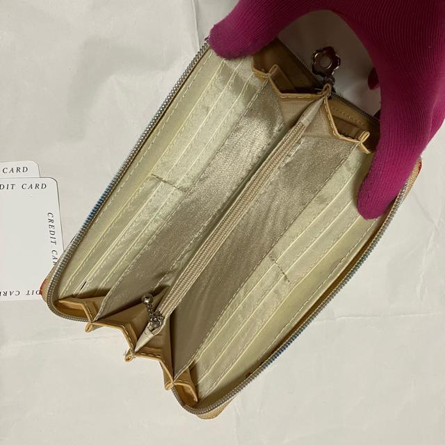 【ノーブランド扱い】 花柄 / 和柄 / ラウンドファスナー / 長財布 < 女性ファッション 【ノーブランド扱い】 花柄 / 和柄 / ラウンドファスナー / 長財布 < 女性ファッションの