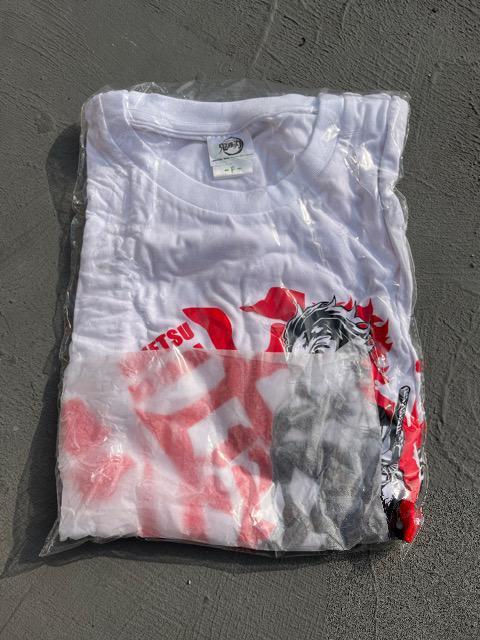 �S�ł̐n�{�g��T�V���c �� �A�j��/�R�~�b�N/�L�����N�^�[�� 