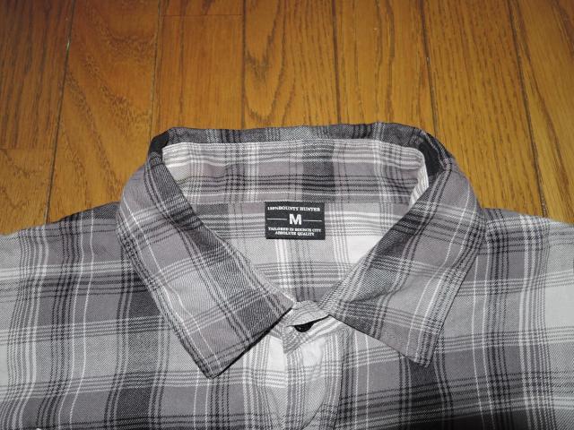 BOUNTY HUNTER バウンティーハンター 半袖 チェックシャツ M 灰系 B×H 胸ロゴ 刺繍 ステッチ ロゴ LOGO < ブランド  BOUNTY HUNTER バウンティーハンター 半袖 チェックシャツ M 灰系 B×H 胸ロゴ 刺繍 ステッチ ロゴ LOGO < ブランドの
