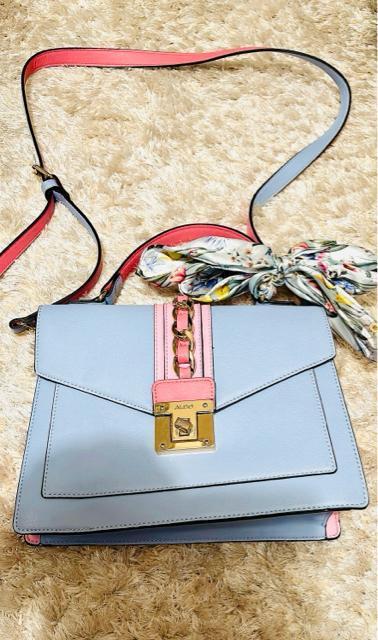 日本未発売 ALDO バッグ スカーフ付き 2way ショルダーバッグ トートバッグ スカーフ < 女性ファッション  日本未発売 ALDO バッグ スカーフ付き 2way ショルダーバッグ トートバッグ スカーフ < 女性ファッションの