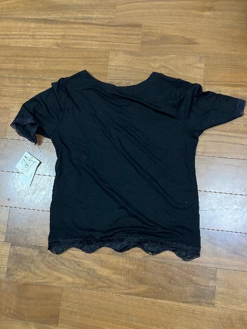新品未使用 半袖黒のレースのカットソー < 女性ファッション  新品未使用 半袖黒のレースのカットソー < 女性ファッションの