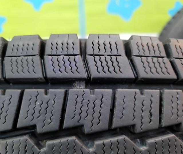 �o���a�I205/80R17.5 120/118 LT  DUNLOP WINTER MAXX LT03�o���R 2015�N�� �� ������/�o�C�N