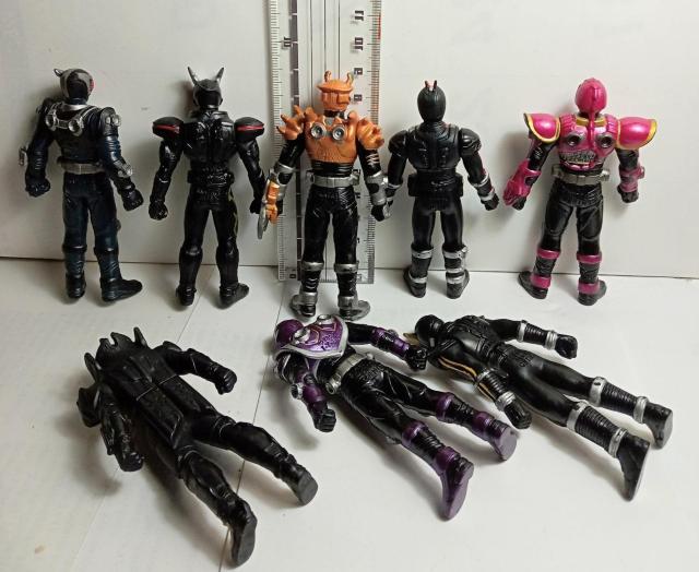 特撮ヒーローフィギュア8体バンダイソフビ人形 < ホビー  特撮ヒーローフィギュア8体バンダイソフビ人形 < ホビーの