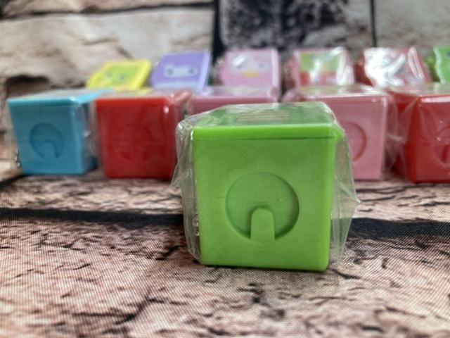 送料無料!『画像から6個組』日本製 サンリオ連結ミニプラケース(キーチェーン付き) < インテリア/ライフ 送料無料!『画像から6個組』日本製 サンリオ連結ミニプラケース(キーチェーン付き) < インテリア/ライフの