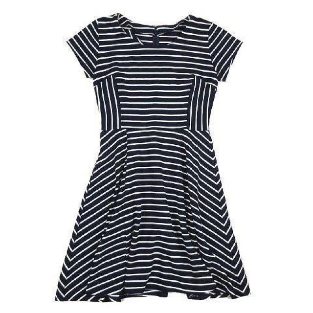 FABIA 鹿の子調 ボーダー ワンピース 膝丈 M < 女性ファッション  FABIA 鹿の子調 ボーダー ワンピース 膝丈 M  < 女性ファッションの