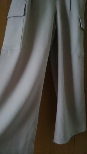 新品タグ付き☆カーゴパンツ/ワイドパンツ★ < 女性ファッション  新品タグ付き☆カーゴパンツ/ワイドパンツ★ < 女性ファッションの