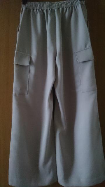 新品タグ付き☆カーゴパンツ/ワイドパンツ★ < 女性ファッション  新品タグ付き☆カーゴパンツ/ワイドパンツ★ < 女性ファッションの