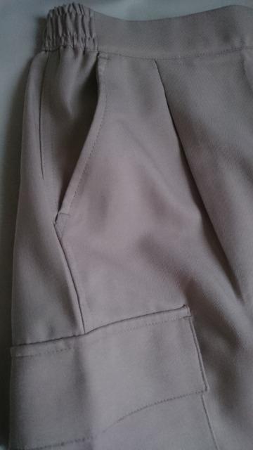 新品タグ付き☆カーゴパンツ/ワイドパンツ★ < 女性ファッション  新品タグ付き☆カーゴパンツ/ワイドパンツ★ < 女性ファッションの