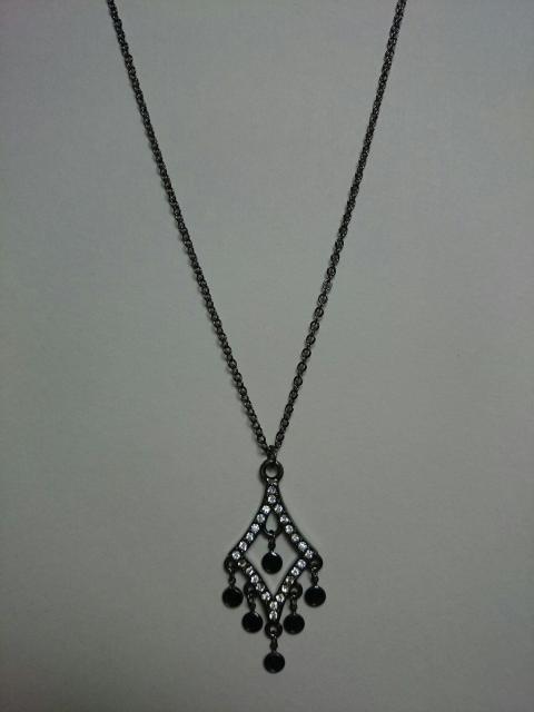 未使用☆ANNE KLEIN アンクライン★ネックレス☆ラインストーン×ブラックストーン★揺れデザイン☆ < ブランド  未使用☆ANNE KLEIN アンクライン★ネックレス☆ラインストーン×ブラックストーン★揺れデザイン☆  < ブランドの