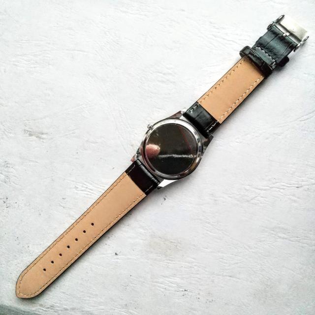 腕時計 ケース径 約38ミリ ギャツビー GATSBY 未使用品 電池交換済み < 男性アクセサリー/時計  腕時計 ケース径 約38ミリ ギャツビー GATSBY 未使用品 電池交換済み < 男性アクセサリー/時計の