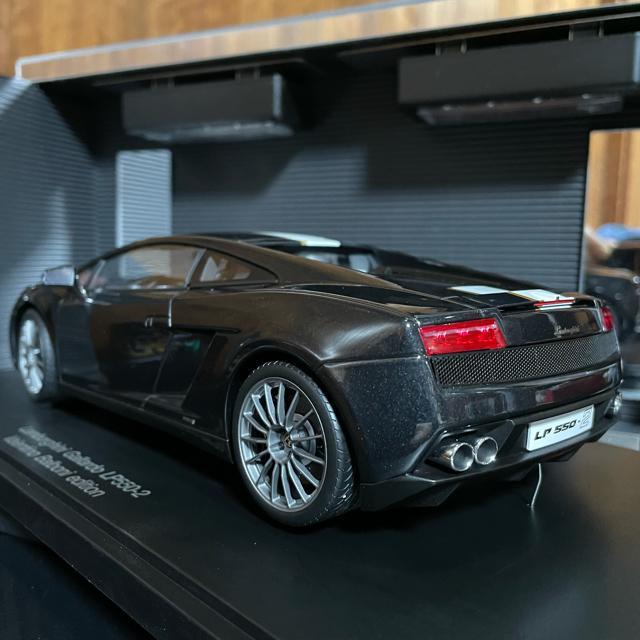 未展示品 オートアート1/18 ランボルギーニ ガヤルド LP550-2 バレンティーノ・バルボーニ < ホビー  未展示品 オートアート1/18 ランボルギーニ ガヤルド LP550-2 バレンティーノ・バルボーニ < ホビーの