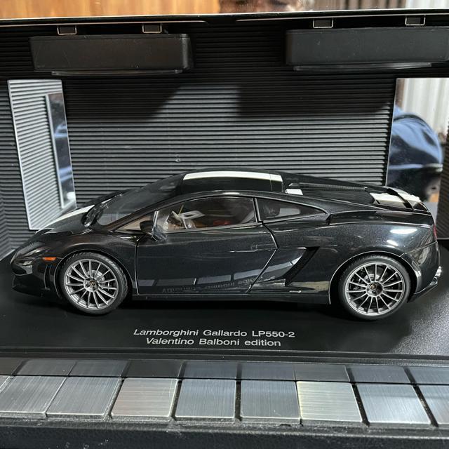 未展示品 オートアート1/18 ランボルギーニ ガヤルド LP550-2 バレンティーノ・バルボーニ < ホビー  未展示品 オートアート1/18 ランボルギーニ ガヤルド LP550-2 バレンティーノ・バルボーニ < ホビーの