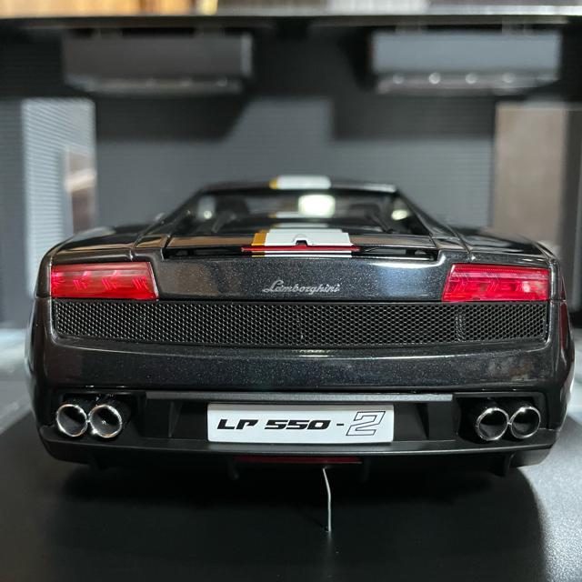 未展示品 オートアート1/18 ランボルギーニ ガヤルド LP550-2 バレンティーノ・バルボーニ < ホビー  未展示品 オートアート1/18 ランボルギーニ ガヤルド LP550-2 バレンティーノ・バルボーニ < ホビーの