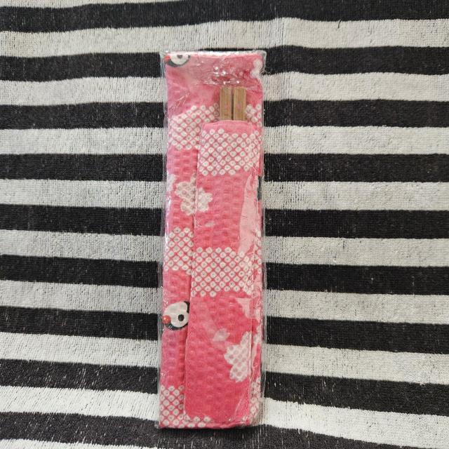 ピングー ピンガ ミスタードーナツ お箸 お箸袋 風呂敷 3点セット ミスド ピンク 鹿の子文様 リップル ランチクロス ナプキン < アニメ/コミック/キャラクター ピングー ピンガ ミスタードーナツ お箸 お箸袋 風呂敷 3点セット ミスド ピンク 鹿の子文様 リップル ランチクロス ナプキン < アニメ/コミック/キャラクターの