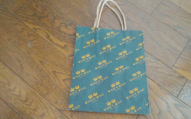 WHO'SWHO ショップ袋 美品 21.5×26.5 < 女性ファッション  WHO'SWHO ショップ袋 美品 21.5×26.5  < 女性ファッションの