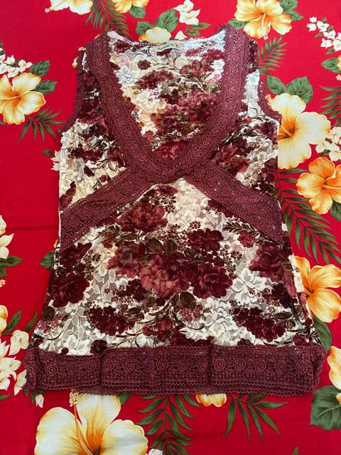 アフリカタロウ☆上品なバラ柄レースノースリーブ☆ < ブランド アフリカタロウ☆上品なバラ柄レースノースリーブ☆ < ブランドの