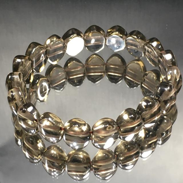 《No.141》ブラジル産 天然石スモーキークォーツ バングル < 女性アクセサリー/時計  《No.141》ブラジル産 天然石スモーキークォーツ バングル < 女性アクセサリー/時計の