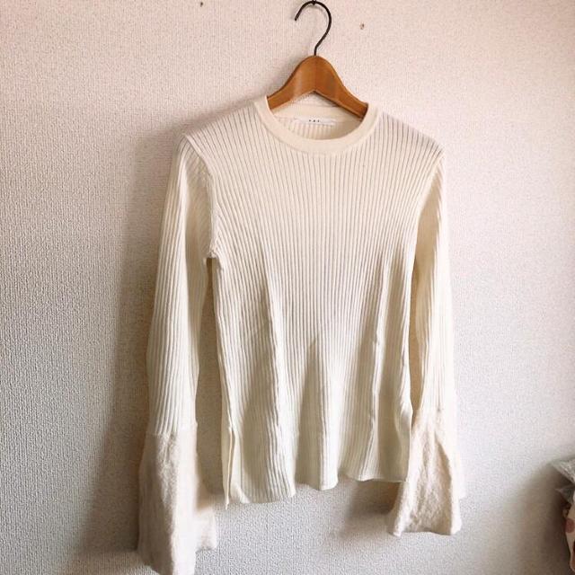 ◆KBF/ケービーエフ◆ウールフレアリブニット★ホワイト*袖フレアトップス♪美品 < ブランド ◆KBF/ケービーエフ◆ウールフレアリブニット★ホワイト*袖フレアトップス♪美品 < ブランドの