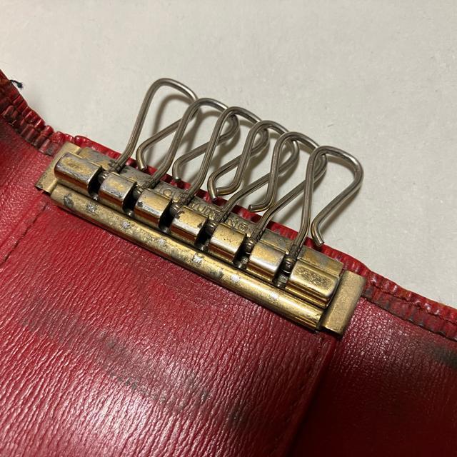 【LOUIS VUITTON / ルイ・ヴィトン】 エピ / 6連キーケース 赤 ミュルティクレ6 < ブランド  【LOUIS VUITTON / ルイ・ヴィトン】 エピ / 6連キーケース 赤 ミュルティクレ6 < ブランドの