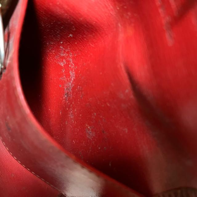 【LOUIS VUITTON / ルイ・ヴィトン】 エピ / 6連キーケース 赤 ミュルティクレ6 < ブランド  【LOUIS VUITTON / ルイ・ヴィトン】 エピ / 6連キーケース 赤 ミュルティクレ6 < ブランドの