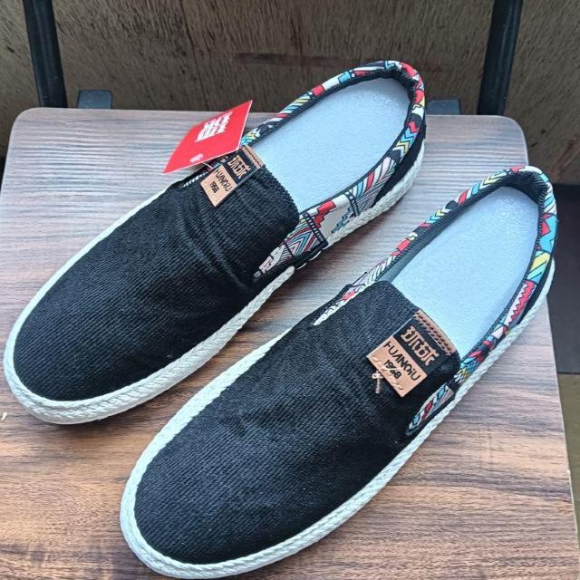 新品 26cm メンズ スリッポン シューズ ブラック 靴 男女兼用 カジュアル < 男性ファッション  新品 26cm メンズ スリッポン シューズ ブラック 靴 男女兼用 カジュアル  < 男性ファッションの