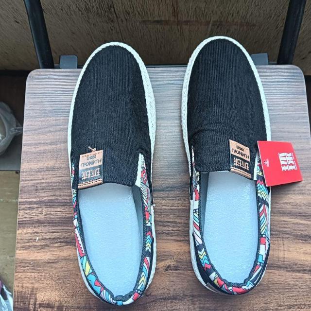 新品 26cm メンズ スリッポン シューズ ブラック 靴 男女兼用 カジュアル < 男性ファッション  新品 26cm メンズ スリッポン シューズ ブラック 靴 男女兼用 カジュアル < 男性ファッションの