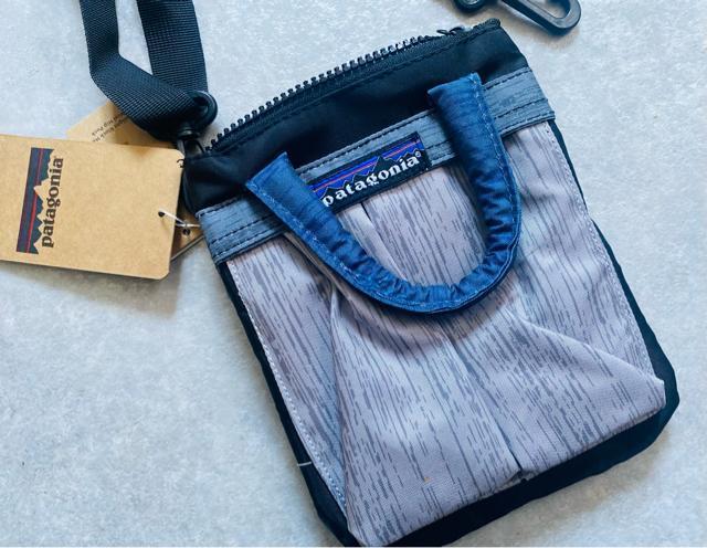 新品☆Patagonia(パタゴニア)スマホショルダーバッグ ミニショルダー☆ < ブランド 新品☆Patagonia(パタゴニア)スマホショルダーバッグ ミニショルダー☆ < ブランドの