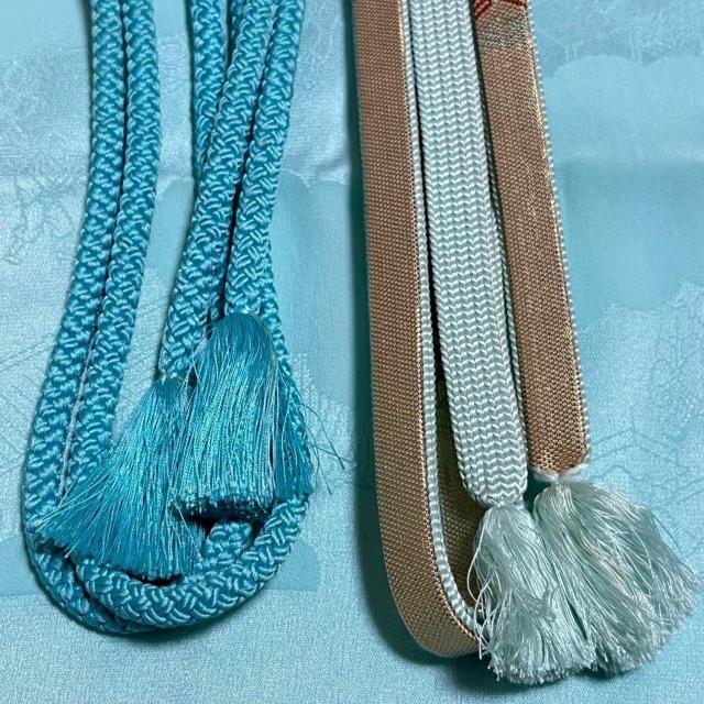 帯揚げ 帯締め 平組等 3点セット 水色 ライトブルー 地紋入り < 女性ファッション 帯揚げ 帯締め 平組等 3点セット 水色 ライトブルー 地紋入り < 女性ファッションの