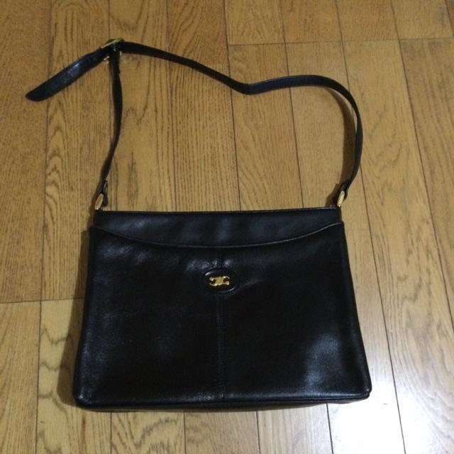 ショルダーバック < 女性ファッション  ショルダーバック  < 女性ファッションの