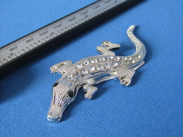 ●クロコダイル ワニ 豪華ラインストーンSILVER メタル製 エンブレム! < 自動車/バイク ●クロコダイル ワニ 豪華ラインストーンSILVER メタル製 エンブレム! < 自動車/バイク
