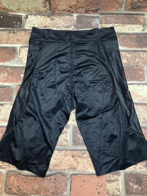 送料無料!立ち姿キレイ!『O脚補正』お腹&ヒップサポート!足口ヘム仕様ロングガードル(2色から)1枚 < インテリア/ライフ  送料無料!立ち姿キレイ!『O脚補正』お腹&ヒップサポート!足口ヘム仕様ロングガードル(2色から)1枚 < インテリア/ライフの