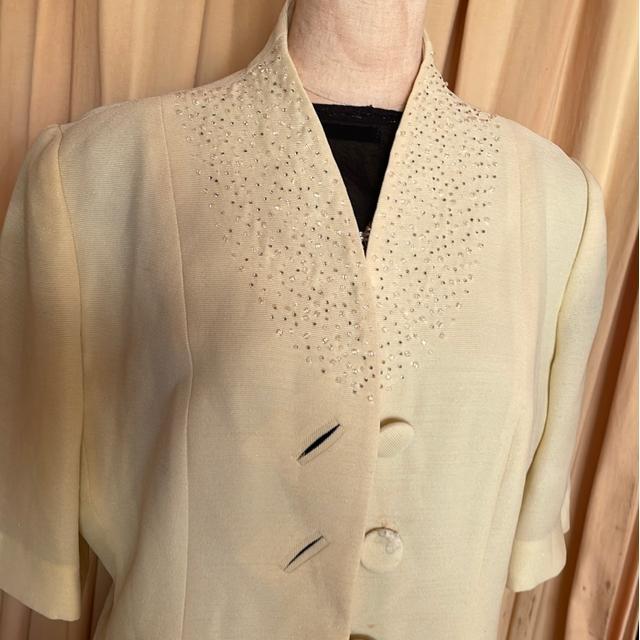 大人 薄イエロー スーツ 難有り < 女性ファッション  大人 薄イエロー スーツ 難有り < 女性ファッションの