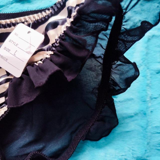 激エロカワッ。。。ツルツルサテンゼブラ柄&バック透けメッシュレースパンティー。。。ショーツ。。。。。。 < 女性ファッション 激エロカワッ。。。ツルツルサテンゼブラ柄&バック透けメッシュレースパンティー。。。ショーツ。。。。。。 < 女性ファッションの