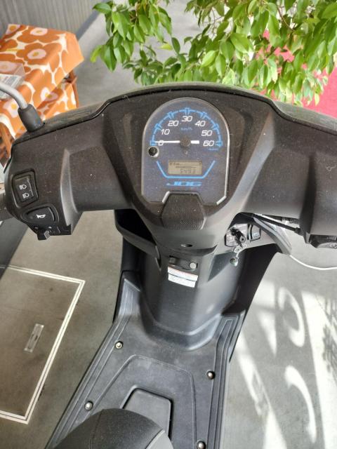 走行距離5000キロ YAMAHA JOG < 自動車/バイク 走行距離5000キロ YAMAHA JOG < 自動車/バイク