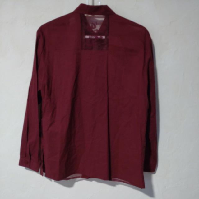 バーガンディ お花刺繍長袖ブラウス < 女性ファッション バーガンディ お花刺繍長袖ブラウス < 女性ファッションの