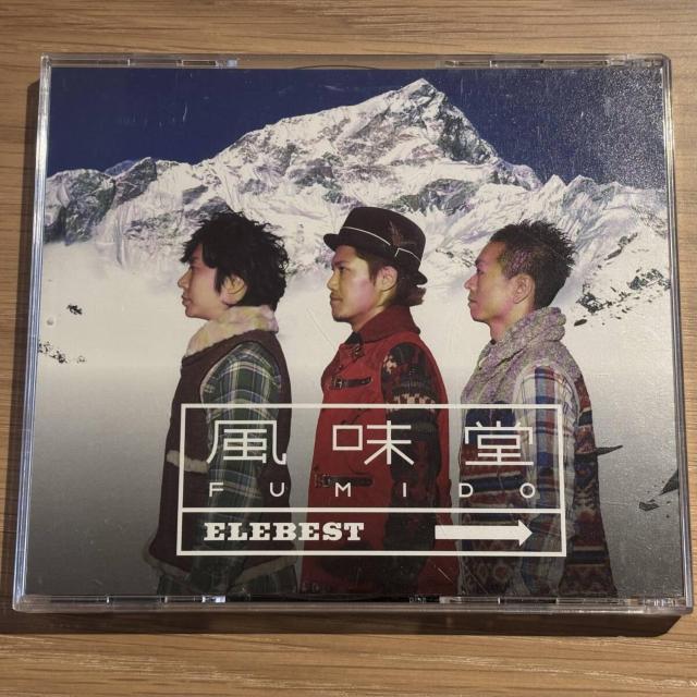 yzGxXg (DVDt)   CD/DVD/rfI 