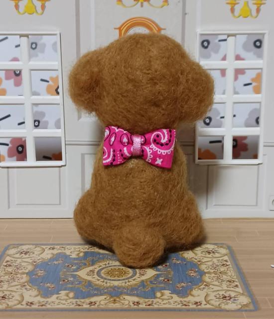 ピンクのバンダナの似合う可愛いトイプードル 羊毛フェルト < ペット/手芸/園芸 ピンクのバンダナの似合う可愛いトイプードル 羊毛フェルト < ペット/手芸/園芸の