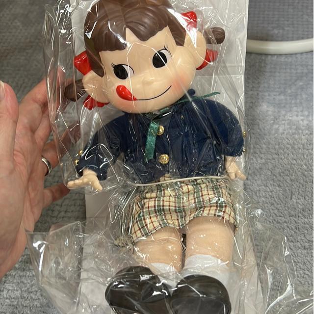 (新品)おすわりペコちゃん・ぬいぐるみ < アニメ/コミック/キャラクター  (新品)おすわりペコちゃん・ぬいぐるみ < アニメ/コミック/キャラクターの