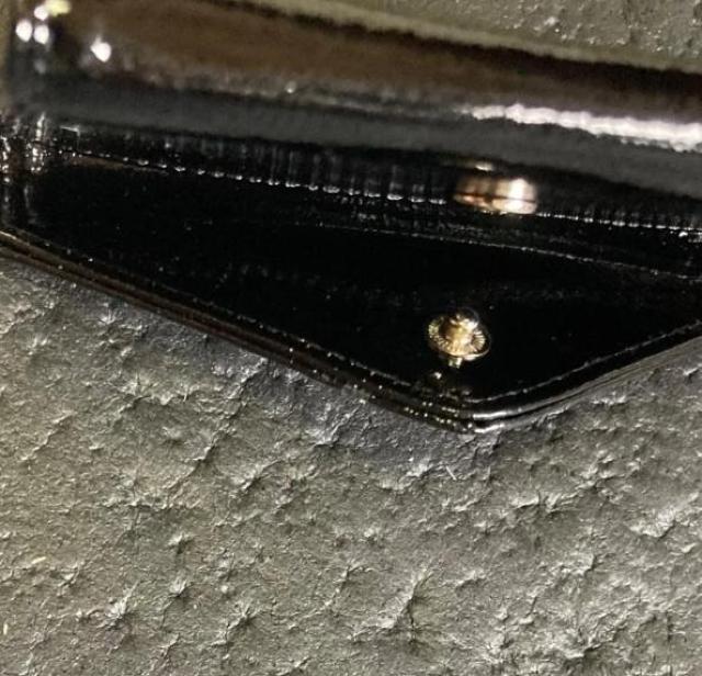 【新品】【韓国現地購入】【正規品】fennec フェネック 財布 カードケース 小銭入れ ハート ブラック < 女性ファッション 【新品】【韓国現地購入】【正規品】fennec フェネック 財布 カードケース 小銭入れ ハート ブラック < 女性ファッションの