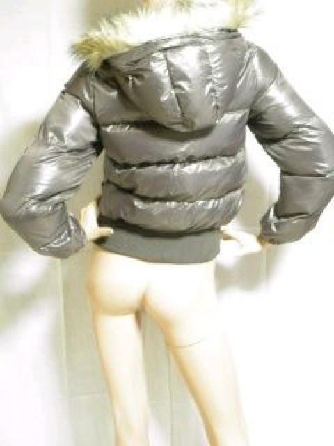 2way♪ウエストリブ ファーフード 中綿ダウンジャケット < 女性ファッション 2way♪ウエストリブ ファーフード 中綿ダウンジャケット < 女性ファッションの